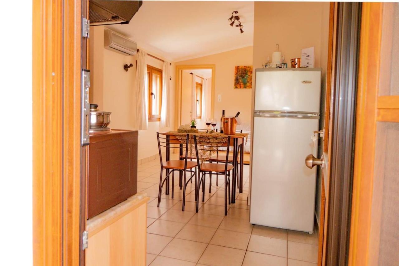 Small Paradise Nikiti  Exterior photo